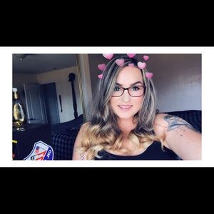 Meet your Posher, Carissa